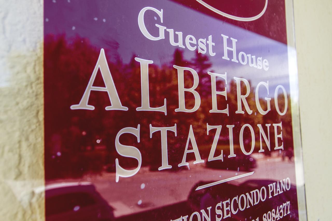 Albergo Stazione 萨普里 外观 照片