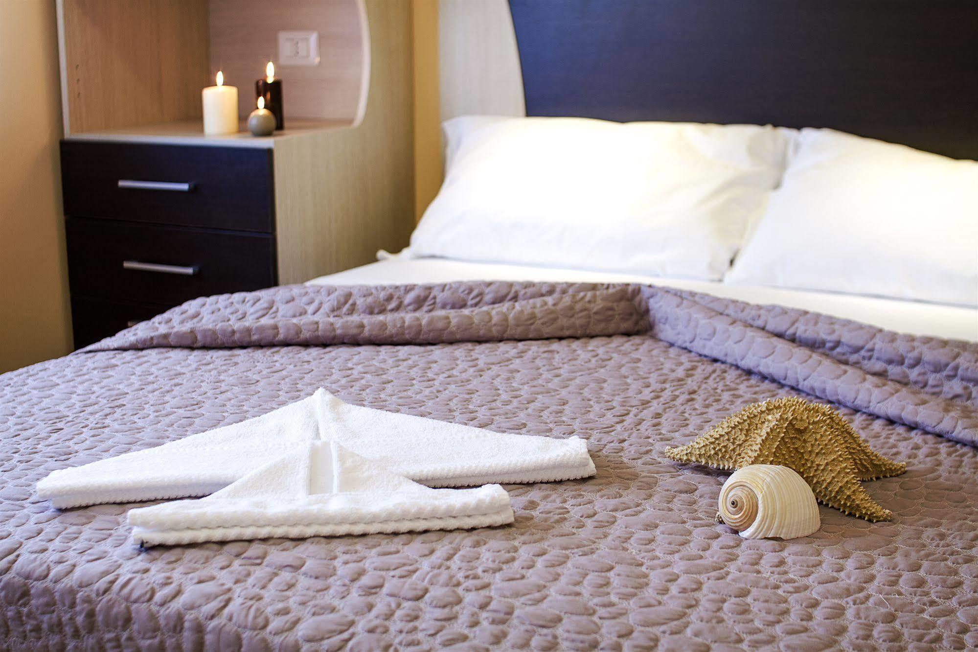 Albergo Stazione 萨普里 外观 照片